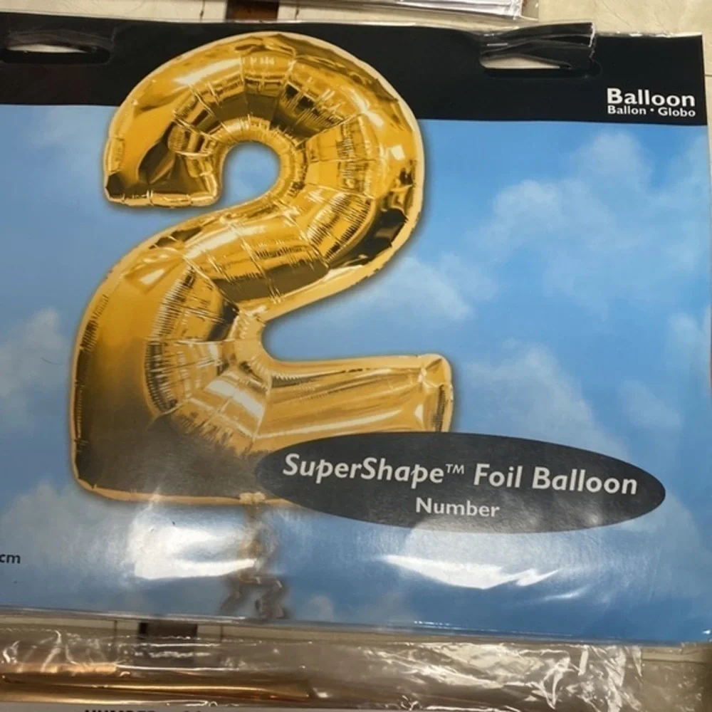 Mylar 40 “ helium balloons gold
